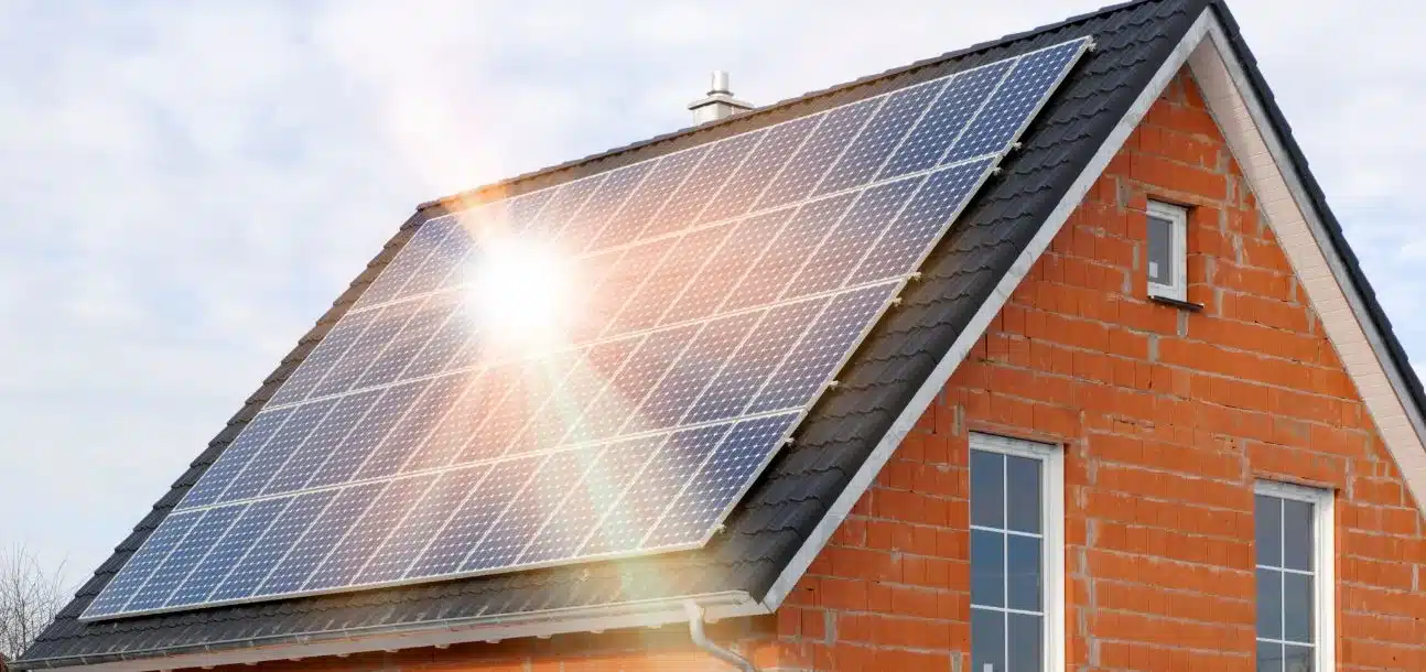 Solar Panel & Battery