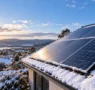 Solar Panels in Winter: How Much Power Do They Really Produce?